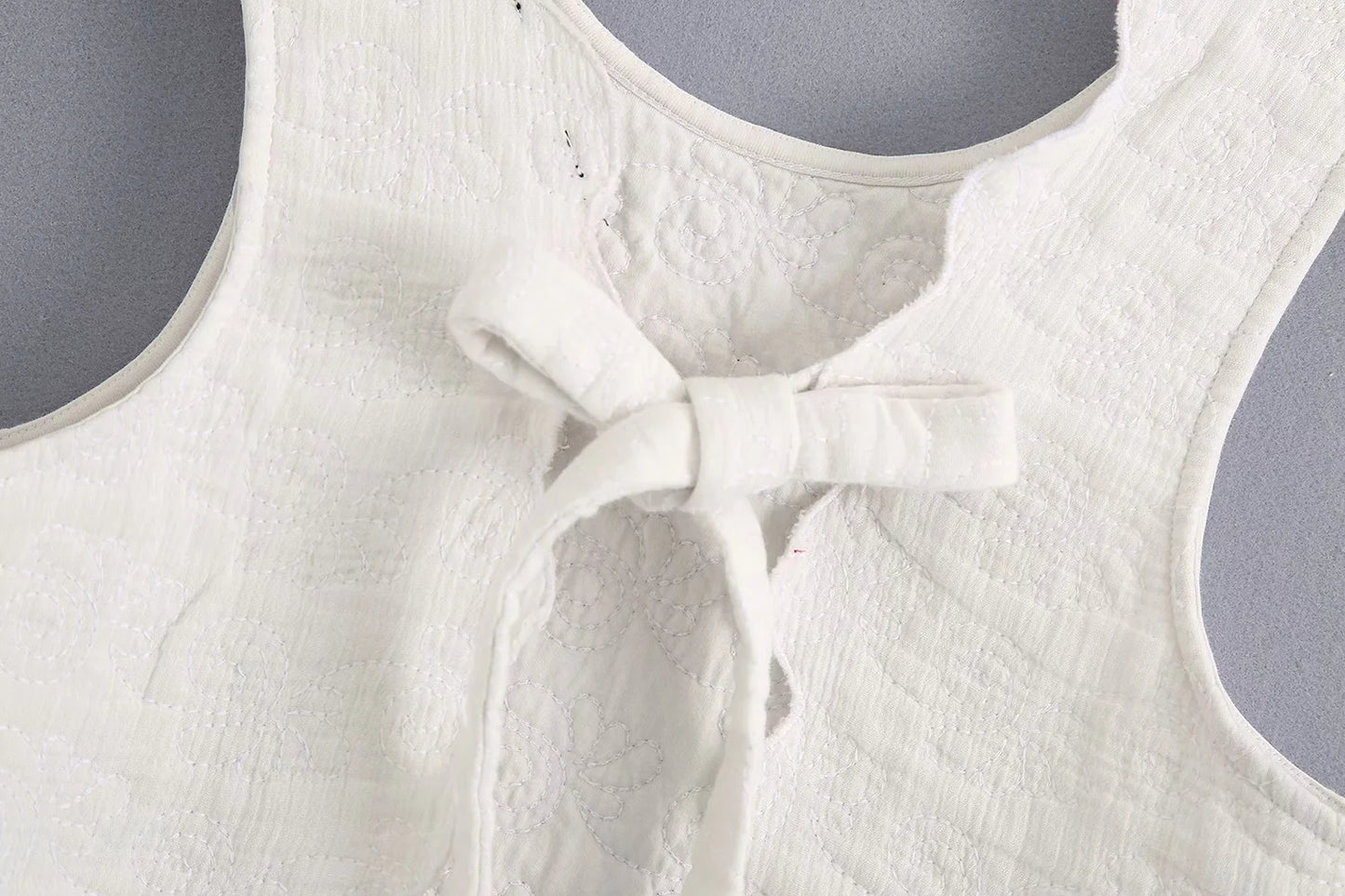 Fashion Loose Round Neck Sleeveless Crop Top