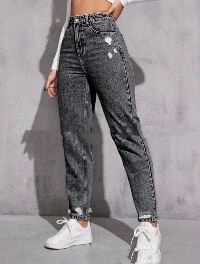 European And American Women's Casual Ripped Washed Jeans With Nine-part Calf